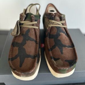 2019 Supreme x Clarks Originals GORE-TEX Wallabee Shoe in green camouflage